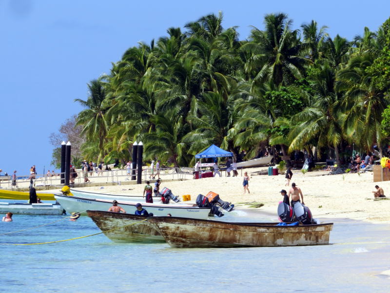 Pictures from Dravuni Island, Fiji